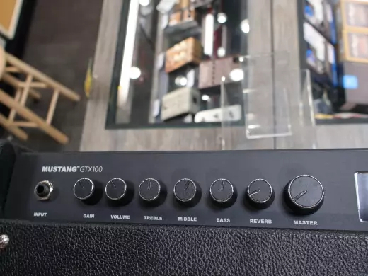 Store Special Product - Fender - 231-0700-000